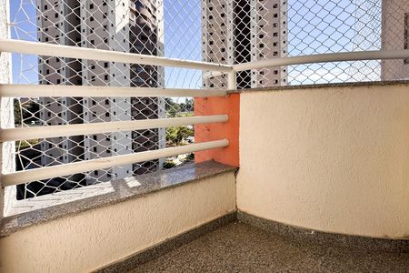 Apartamento à venda com 188m², 4 quartos e 3 vagas Apartamento à venda com 188m², 4 quartos e 3 vagasSacada da Suíte 3