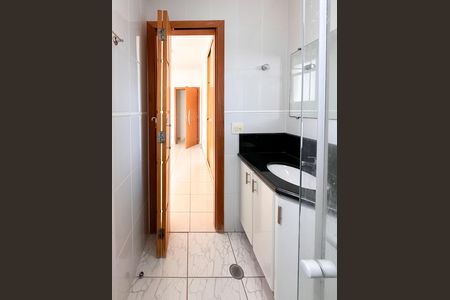 Apartamento à venda com 188m², 4 quartos e 3 vagas Apartamento à venda com 188m², 4 quartos e 3 vagasBanheiro da Suíte 3