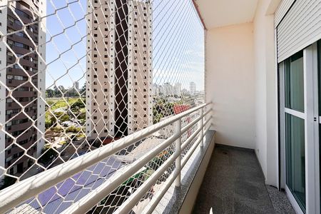 Apartamento à venda com 188m², 4 quartos e 3 vagas Apartamento à venda com 188m², 4 quartos e 3 vagasSacada da Suíte 2