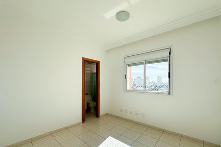 Apartamento à venda com 188m², 4 quartos e 3 vagas Apartamento à venda com 188m², 4 quartos e 3 vagasSuíte 1