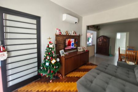 Casa à venda com 130m², 3 quartos e 2 vagasSala de Estar