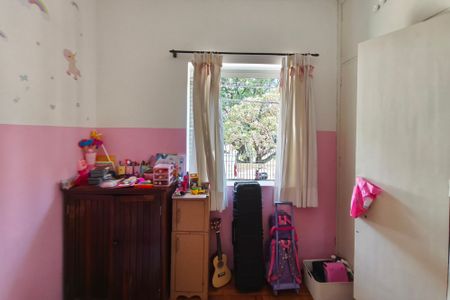 Casa à venda com 130m², 3 quartos e 2 vagasQuarto 2