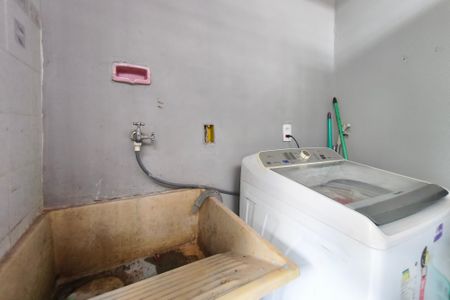 Casa à venda com 130m², 3 quartos e 2 vagasÁrea de Serviço