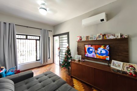 Casa à venda com 130m², 3 quartos e 2 vagasSala de Estar