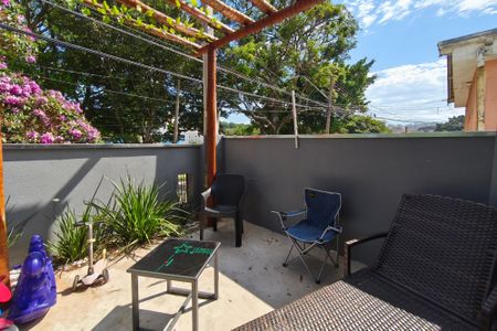 Casa à venda com 130m², 3 quartos e 2 vagasÁrea comum