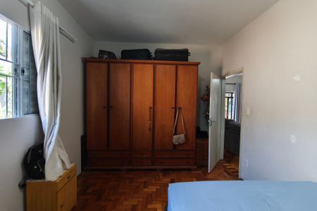 Casa à venda com 130m², 3 quartos e 2 vagasSuíte