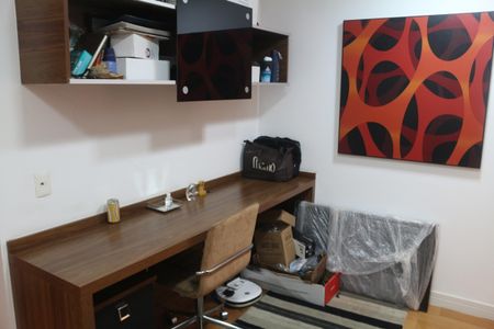 Apartamento para alugar com 242m², 3 quartos e 3 vagasEscritório