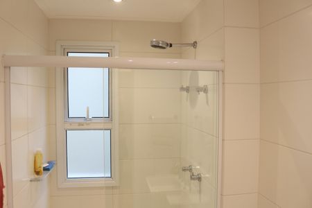 Apartamento para alugar com 242m², 3 quartos e 3 vagasBanheiro da Suíte 2