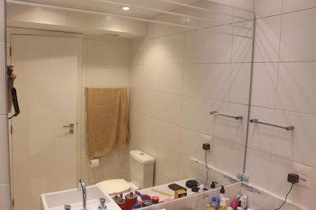 Apartamento para alugar com 242m², 3 quartos e 3 vagasBanheiro da Suíte 3