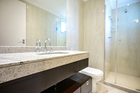 Apartamento para alugar com 458m², 4 quartos e 4 vagasBanheiro da Suíte 4