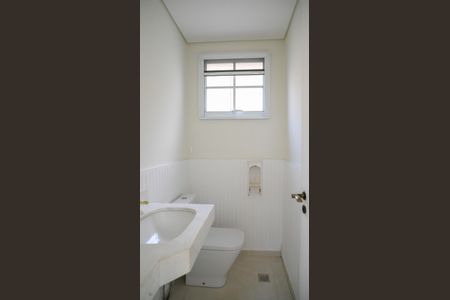 Casa à venda com 300m², 4 quartos e 3 vagasLavabo