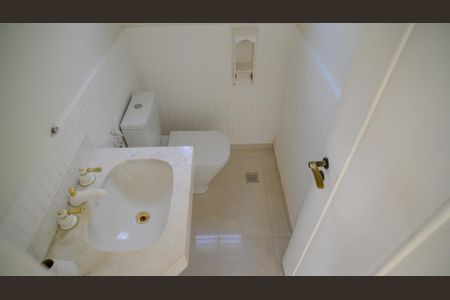 Casa à venda com 300m², 4 quartos e 3 vagasLavabo