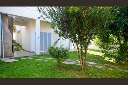 Casa à venda com 300m², 4 quartos e 3 vagasQuintal