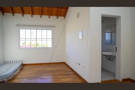 Casa à venda com 300m², 4 quartos e 3 vagas Suite 4