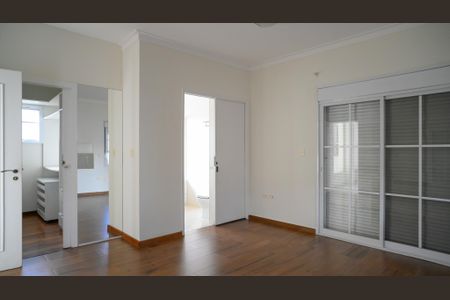 Casa à venda com 300m², 4 quartos e 3 vagasSuite 1