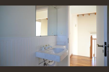 Casa à venda com 300m², 4 quartos e 3 vagasBanheiro Suite 4