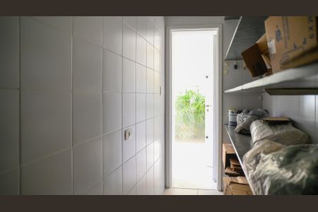 Casa à venda com 300m², 4 quartos e 3 vagasDespensa