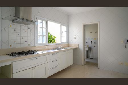 Casa à venda com 300m², 4 quartos e 3 vagasCozinha