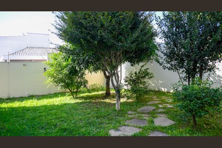 Casa à venda com 300m², 4 quartos e 3 vagasQuintal