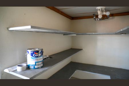 Casa à venda com 300m², 4 quartos e 3 vagasDepósito