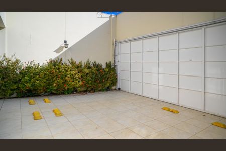 Casa à venda com 300m², 4 quartos e 3 vagasGaragem