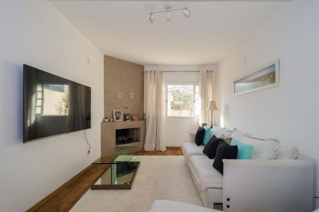 Casa à venda com 181m², 3 quartos e 4 vagasSala