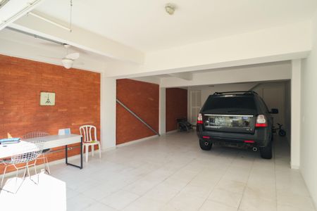 Casa à venda com 181m², 3 quartos e 4 vagasGaragem