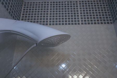 Casa à venda com 181m², 3 quartos e 4 vagasBanheiro da Suíte 2