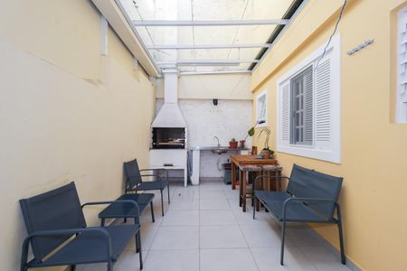 Casa à venda com 181m², 3 quartos e 4 vagasÁrea externa