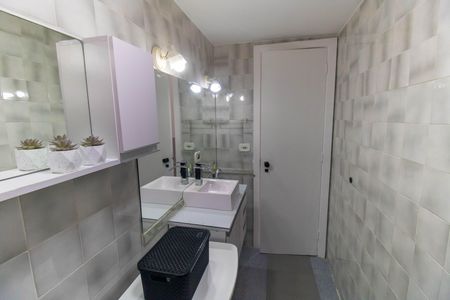 Banheiro da Suíte de kitnet/studio para alugar com 1 quarto, 40m² em Icaraí, Niterói