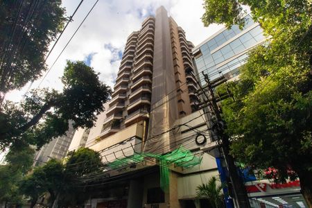 Studio para alugar com 40m², 1 quarto e 1 vaga Studio para alugar com 40m², 1 quarto e 1 vagaFachada