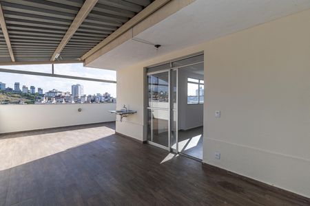 Apartamento para alugar com 112m², 3 quartos e 2 vagas Apartamento para alugar com 112m², 3 quartos e 2 vagasCobertura