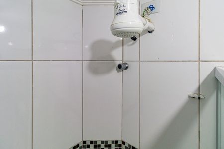 Banheiro de kitnet/studio para alugar com 1 quarto, 18m² em Vila São Luís(zona Oeste), São Paulo