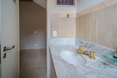 Casa para alugar com 250m², 4 quartos e 3 vagas Casa para alugar com 250m², 4 quartos e 3 vagasLavabo