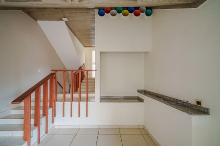 Casa para alugar com 250m², 4 quartos e 3 vagas Casa para alugar com 250m², 4 quartos e 3 vagasSala de Jantar