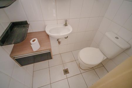 Casa para alugar com 250m², 4 quartos e 3 vagas Casa para alugar com 250m², 4 quartos e 3 vagasBanheiro 3