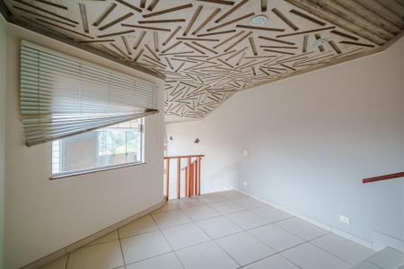 Casa para alugar com 250m², 4 quartos e 3 vagas Casa para alugar com 250m², 4 quartos e 3 vagasSala de Jantar