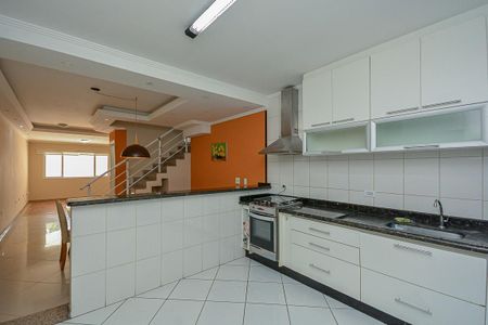 Casa à venda com 210m², 3 quartos e 4 vagas Casa à venda com 210m², 3 quartos e 4 vagasCozinha