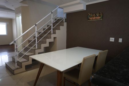 Sala de casa à venda com 3 quartos, 210m² em Vila São Pedro, São Paulo