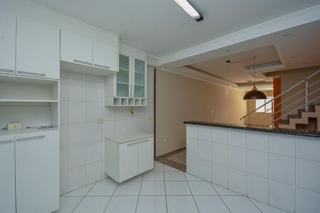 Casa à venda com 210m², 3 quartos e 4 vagas Casa à venda com 210m², 3 quartos e 4 vagasCozinha