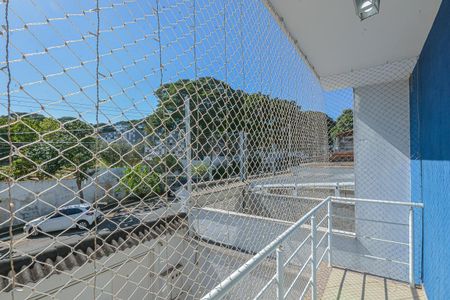 Casa à venda com 210m², 3 quartos e 4 vagas Casa à venda com 210m², 3 quartos e 4 vagasSacada