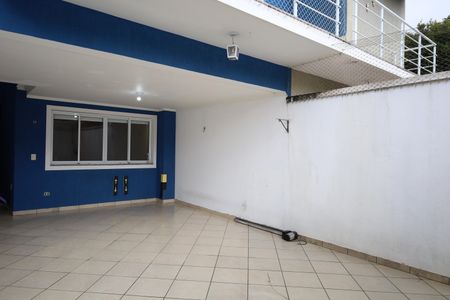 Casa à venda com 210m², 3 quartos e 4 vagasGaragem