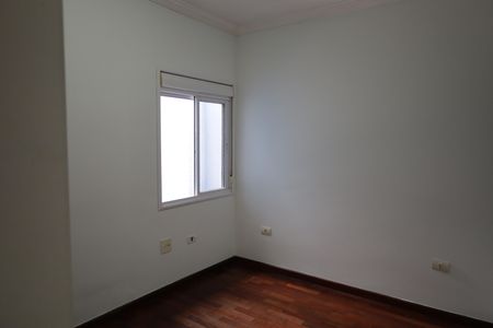 Casa à venda com 210m², 3 quartos e 4 vagasSuíte 2