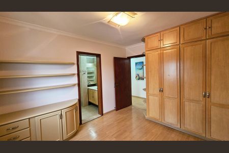 Apartamento para alugar com 274m², 3 quartos e 3 vagas Apartamento para alugar com 274m², 3 quartos e 3 vagasSuíte 2