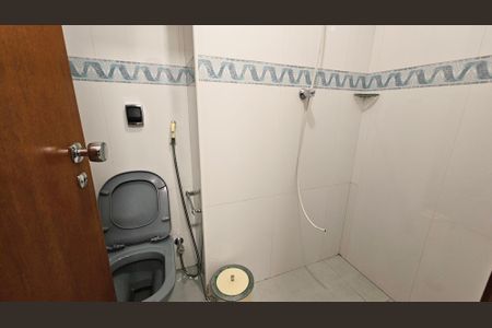 Apartamento para alugar com 274m², 3 quartos e 3 vagas Apartamento para alugar com 274m², 3 quartos e 3 vagasBanheiro de Serviço