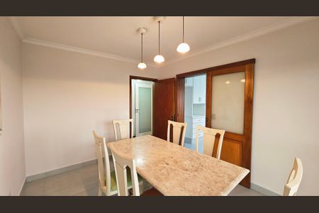 Apartamento para alugar com 274m², 3 quartos e 3 vagas Apartamento para alugar com 274m², 3 quartos e 3 vagasSala de Jantar