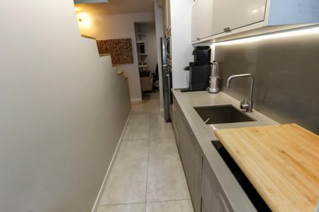 Apartamento para alugar com 125m², 2 quartos e 2 vagasCozinha - Armários