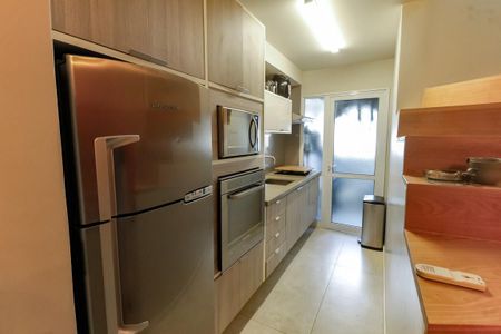 Apartamento para alugar com 125m², 2 quartos e 2 vagasCozinha - Armários
