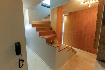 Apartamento para alugar com 125m², 2 quartos e 2 vagasEscada acesso - Salas