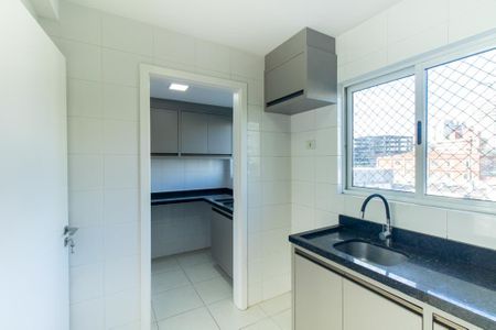 Apartamento para alugar com 70m², 2 quartos e 2 vagas Apartamento para alugar com 70m², 2 quartos e 2 vagasCozinha